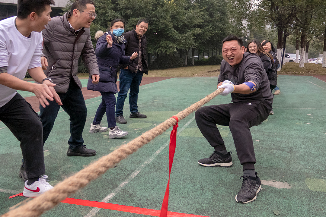 天海星集团举办冬季趣味运动会